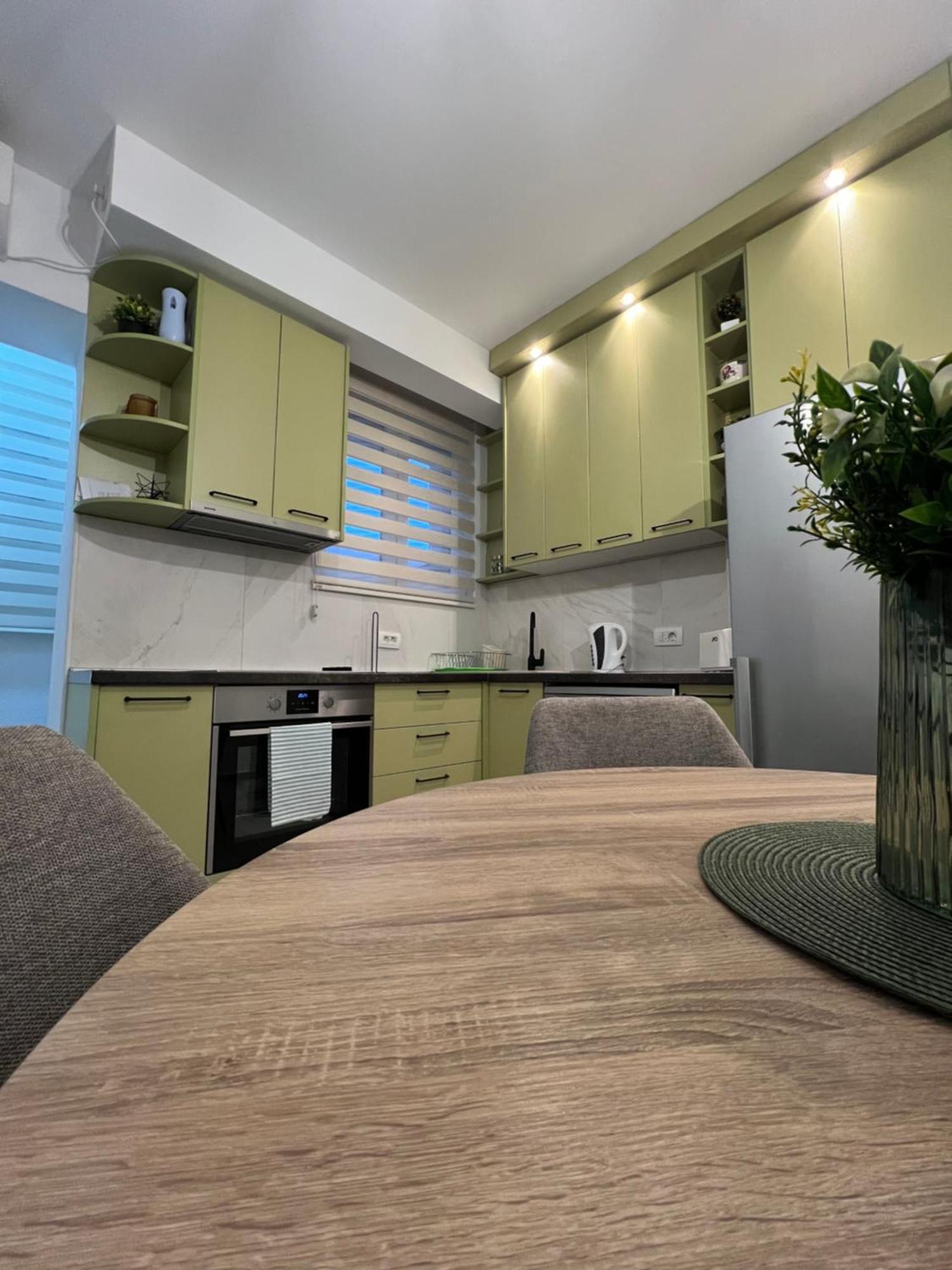 Апартаменты Apartman Nadja Котор Экстерьер фото
