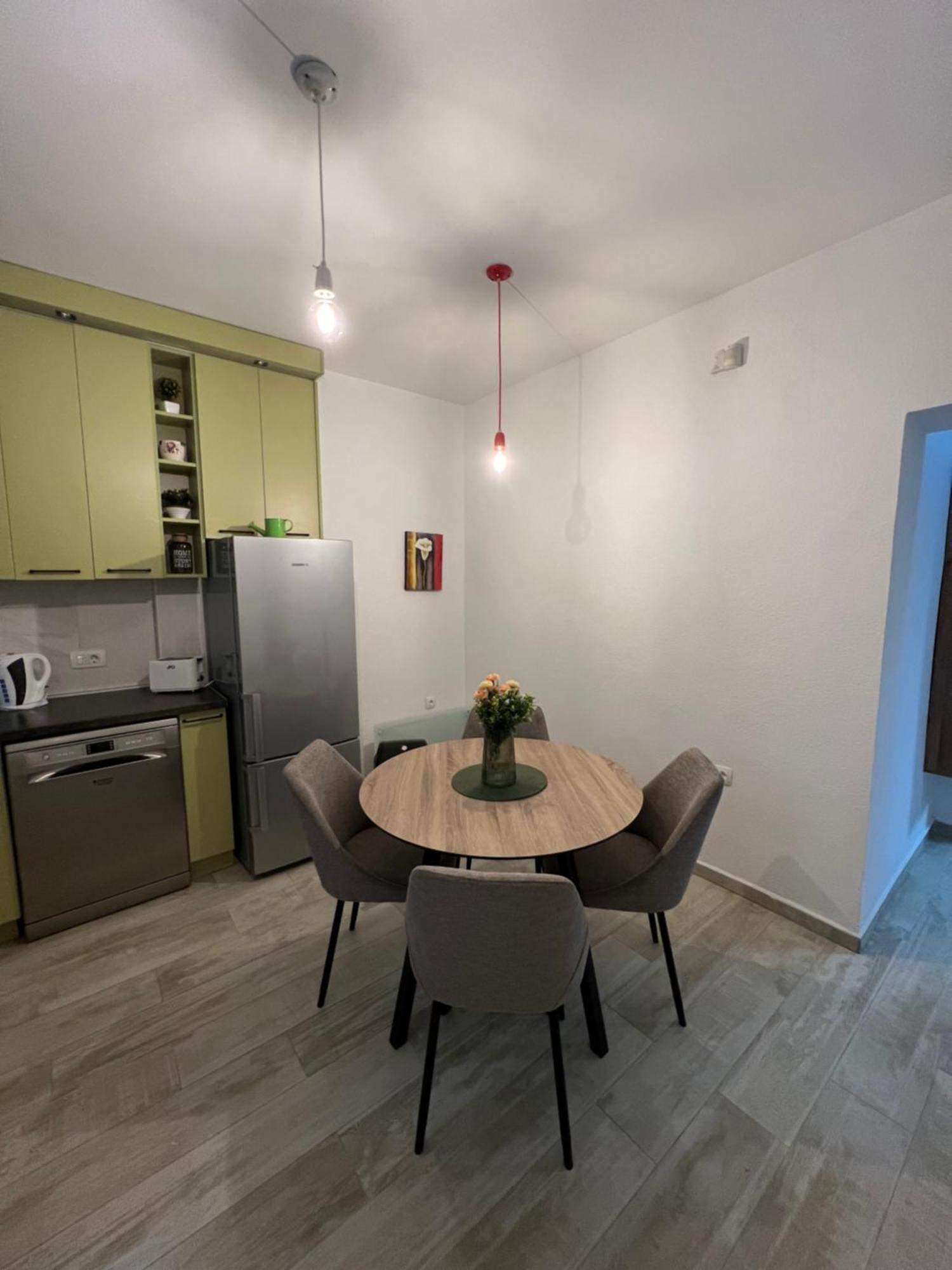 Апартаменты Apartman Nadja Котор Экстерьер фото