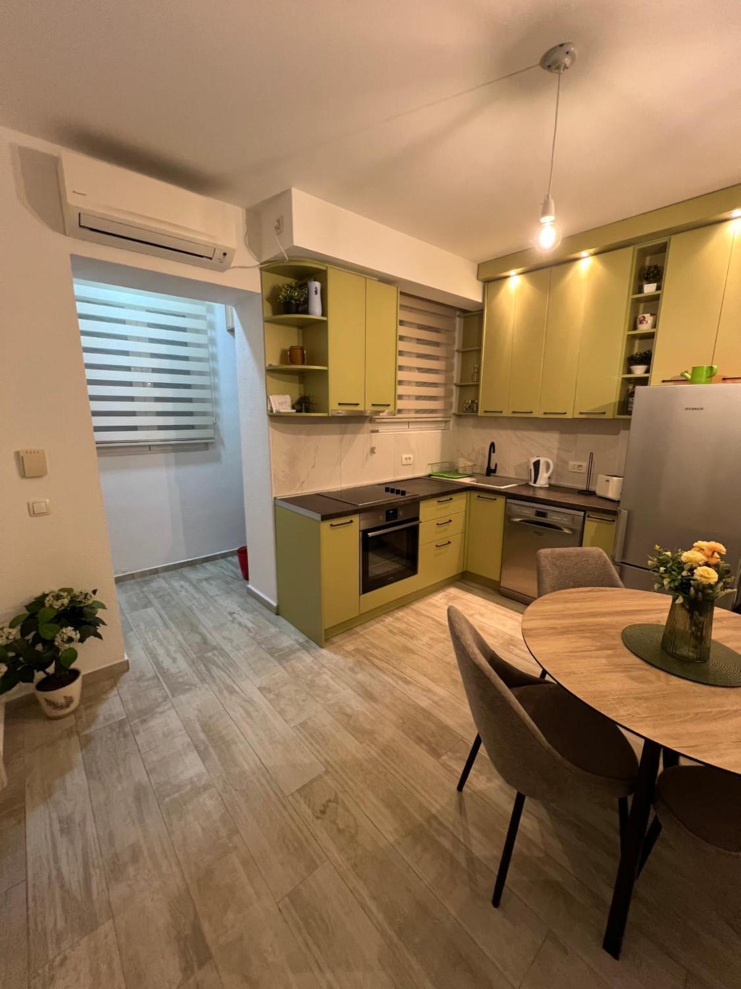 Апартаменты Apartman Nadja Котор Экстерьер фото