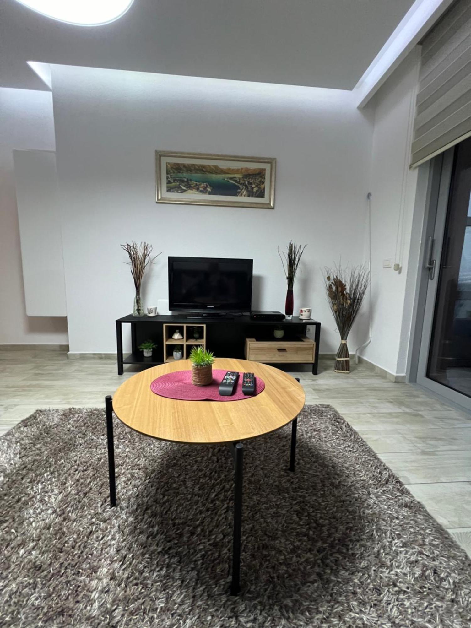 Апартаменты Apartman Nadja Котор Экстерьер фото